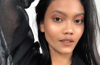 Eksotis, Foto Liburan Model Indonesia dalam Iklan Makeup Kim Kardashian