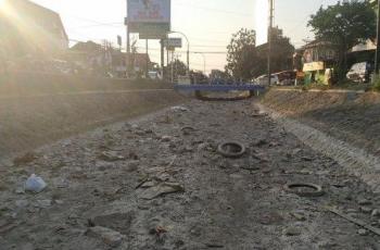 Aksi #SelokanMemanggil, Ajak Warga Jogja Bersihkan Selokan Mataram yang Kering
