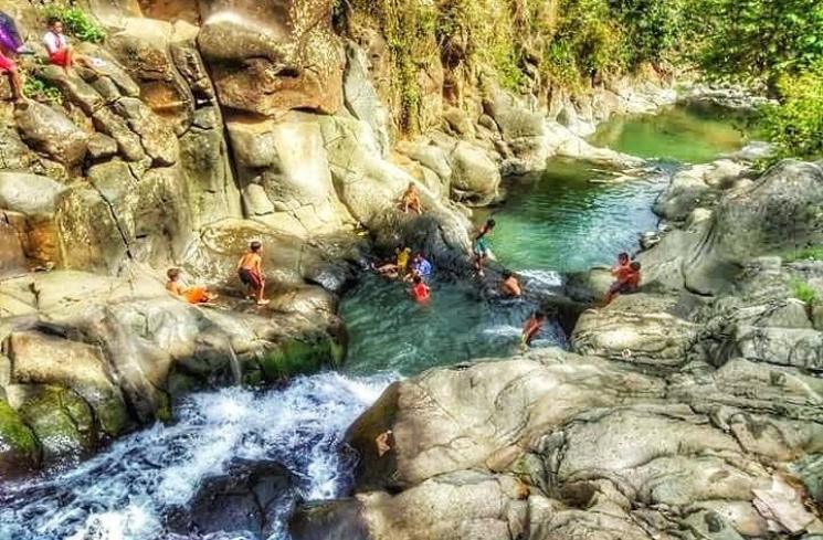 Air terjun Sadundu Pidu, NTB (instagram.com/sabuaraa)