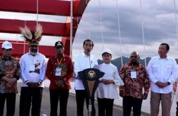 Resmikan Jembatan Youtefa, Jokowi: Papua adalah Surga Kecil yang Jatuh ke Bumi