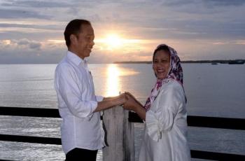 Cantiknya Taman Kota Senja Kaimana, Spot Sunset yang Dikunjungi Jokowi