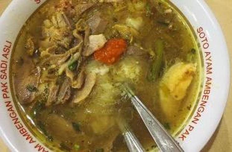 Soto Ayam Ambengan Pak Sadi. (Instagram/@iwan_krist)