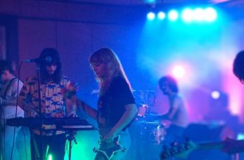 Altin Gun, Band Psychedelic dari Turki Manggung di The Phoenix Hotel Yogyakarta