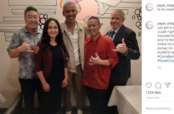 Obama dan Kru Ya-Ya's Restoran. (instagram.com/yayas_chophouse)