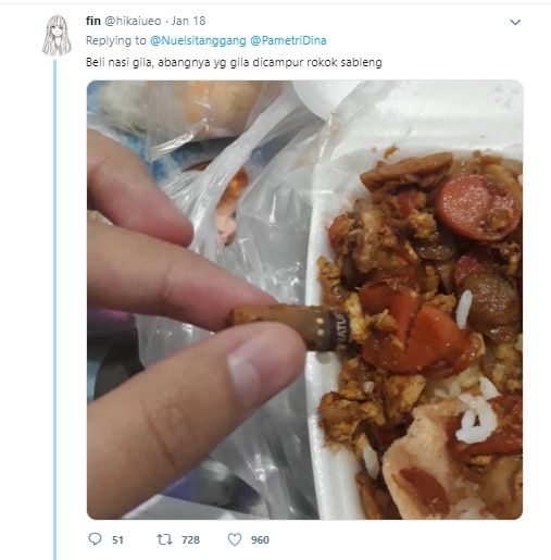 Kuliner Topping Benda Aneh. (twitter.com/hikaiueo)