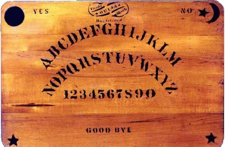 Papan Ouija (Wikimedia Commons)