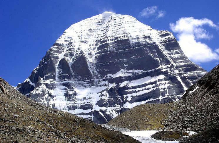 Gunung Kailash (Wikimedia Commons)