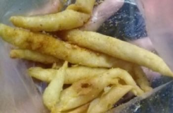 Tragedi nyesek netizen beli sotong. (Twitter/@FOODFESS2)