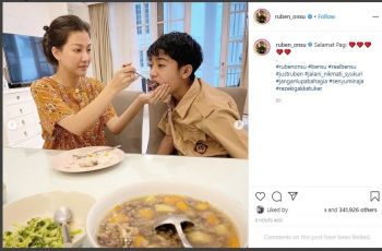 Sarwendah Suapi Betrand Peto Sarapan (instagram.com/ruben_onsu)