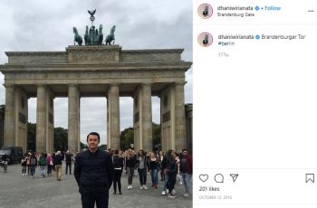 Gaya liburan ajudan ganteng Prabowo Subianto. (Instagram/@dhaniwirianata)