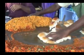 Abang India Bikin Roti Bakar, Netizen: Roti Sama Lap Tak Ada Bedanya!. (twitter.com/foodfess2)