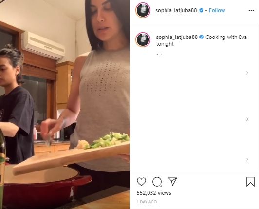 Sophia Latjuba Unggah Video Masak Bareng Anak, Netizen: Kakak Adik Ini!