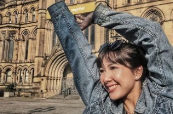 Gaya liburan Andrea Dian, istri Ganindra Bimo. (Instagram/@andreadianbimo)