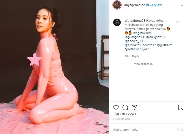 Hot Banget, Cosplay Jadi Milkshake,Gaya Anya Geraldine Bikin Netizen Gerah. (Instagram/@anyageraldine)