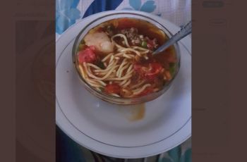 Nostalgia Kuliner Kesukaan, Tengku Zul Santap Lagi Mie So Khas Medan