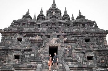 Selamat Hari Raya Waisak, Intip Keindahan Candi Plaosan di Klaten