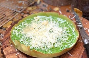 Martabak Rp 5 ribu (Instagram @martabakgoceng)