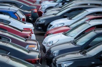 Cari Mobil Pertama? Ini 5 Pilihan di Bawah Rp100 Juta yang Irit, Gampang Dirawat, dan Gak Bikin Kantong Jebol