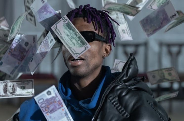 Ilustrasi jutawan, orang kaya, crazy rich (Photo by cottonbro studio/Pexels)