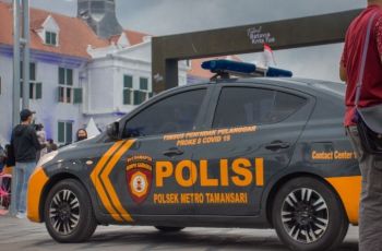 Main GTA di Dunia Nyata, WN China Mabuk Nekat Bawa Kabur Mobil Polisi di Senen