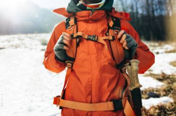 Cocok Buat Anak Muda! Rekomendasi Jaket Outdoor Murah Meriah Tapi Berkualitas