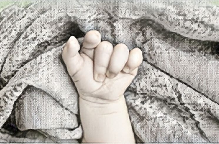 Ilustrasi bayi korban perdagangan orang. (Freepik)