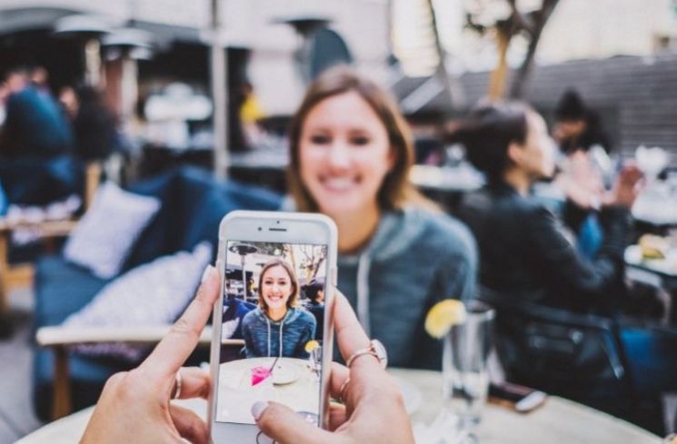 Ilustrasi influencer. (Dok. Unsplash)