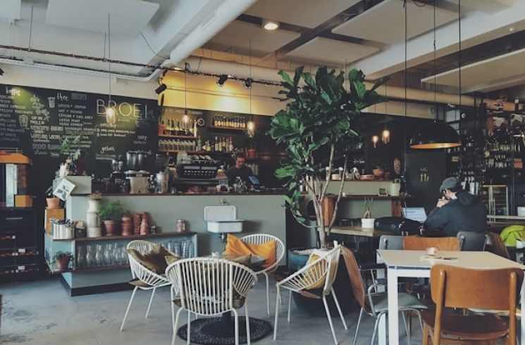 Ilustrasi Kafe. (unsplash.com)