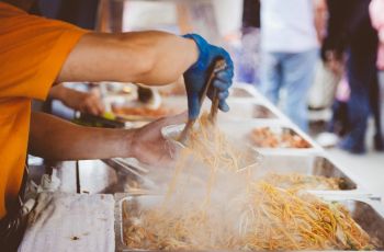 9 Rekomendasi Kuliner Lezat Sekitaran Blok M, Bisa Dijangkau Naik Transjakarta atau Busway!