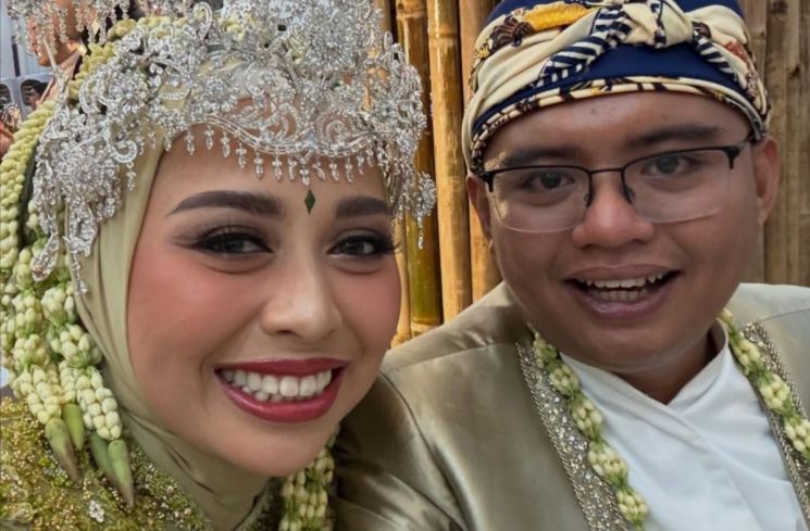 Putri Karlina dan Maula Akbar (Instagram/putri.karlina14)