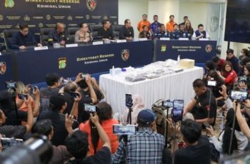Kasus Kematian Diplomat Memanas: Siapa Farah, Saksi Kunci yang Bikin Polisi Gelagapan?