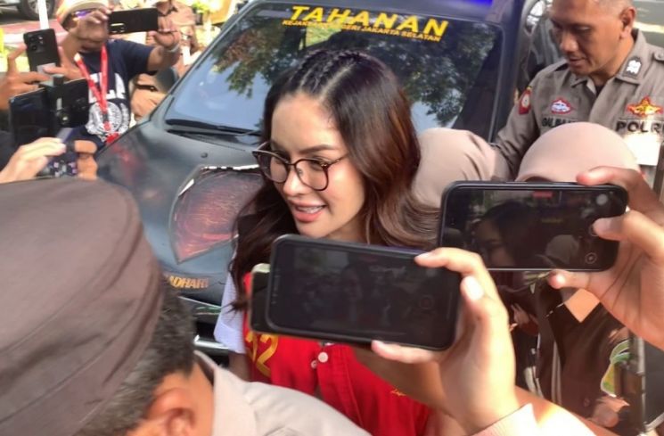 Nikita Mirzani hadir sidang kasus pemerasan di Pengadilan Negeri Jakarta Selatan, Kamis, 31 Juli 2025 [Suara.com/Adiyoga Priyambodo].
