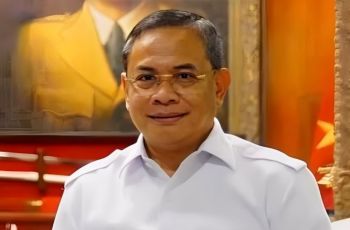Pati Bergejolak! Massa Minta Bupati Sadewo Mundur, Gubernur Jateng Lempar Bola Panas ke DPRD