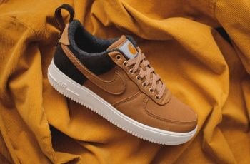 Sepatu Kehujanan Bau Apek? Ini 4 Cara Ampuh Biar Wangi Lagi Tanpa Dijemur