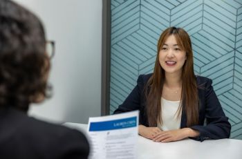 Loker Bodong Bikin Ngenes! Fresh Graduate Wajib Waspada Biar Nggak Jadi Korban Penipuan