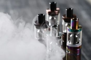 Singapura Gak Main-main! Nge-vape Sekarang Dianggap Kasus Narkoba, Bisa Dijebloskan ke Penjara