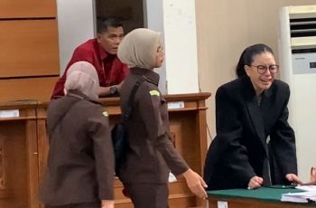 Chat 'Maut' Nikita Mirzani Ngomongin Duit Dibongkar Jaksa, Ngaku Cuma Bercanda